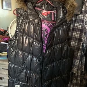❄️❄️Puma puffer vest❄️❄️